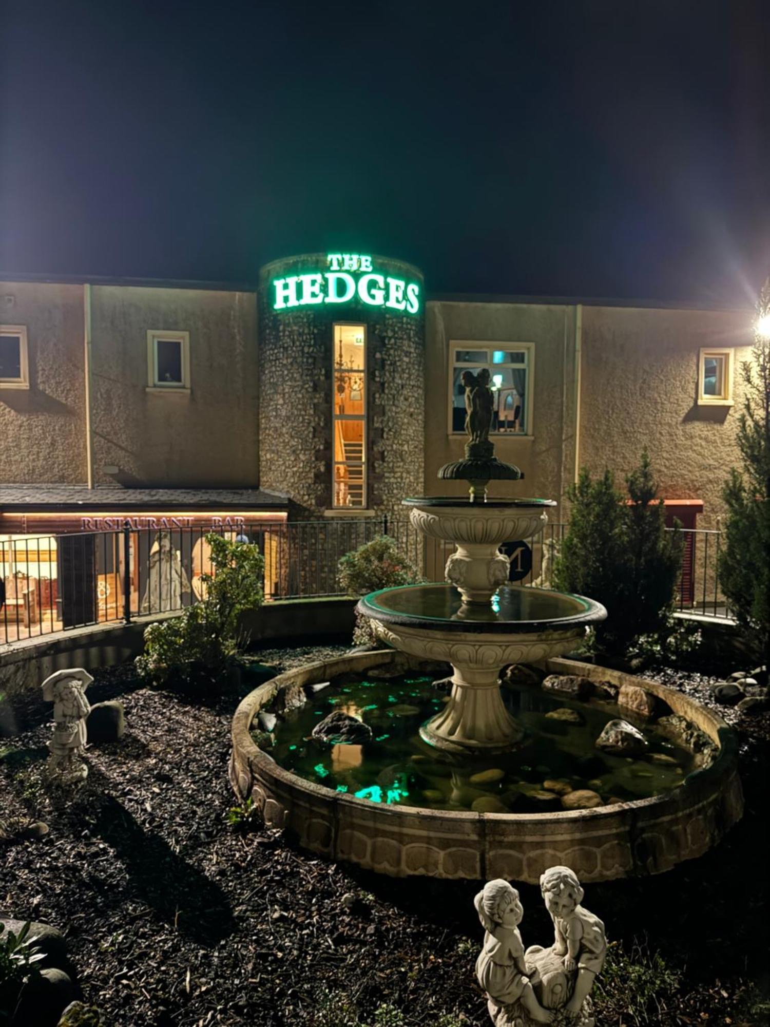 The Hedges Hotel Stranocum Екстер'єр фото