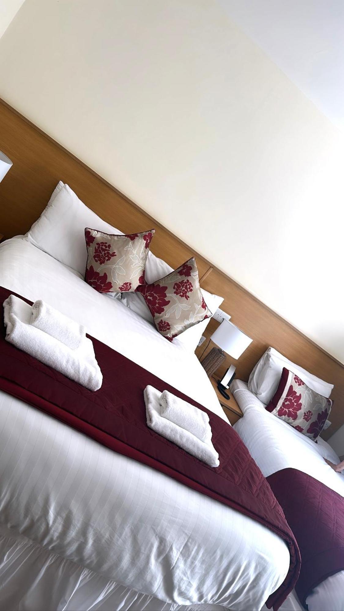 The Hedges Hotel Stranocum Екстер'єр фото